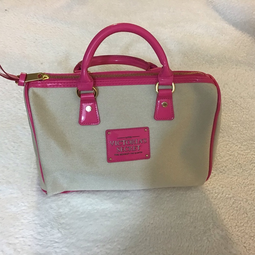Cartera Victoria Secret $15
